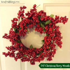 DIY Christmas Berry Wreath